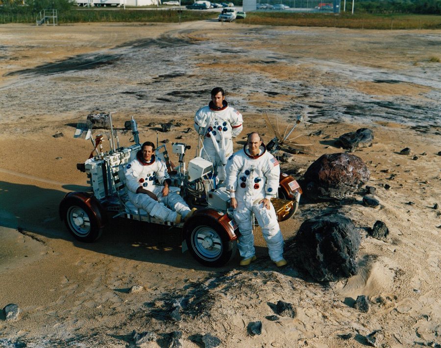 Apollo 16 legénység